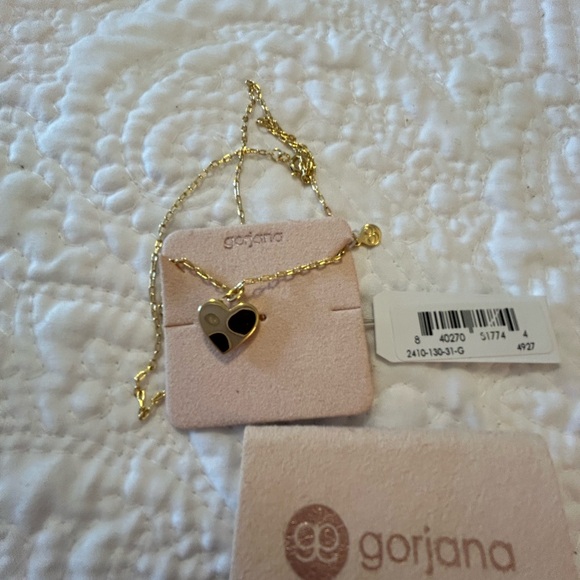 Gorjana NWT Rose Heart Shaped Pendant Necklace 18K Gold Plated Brass - Picture 2 of 4